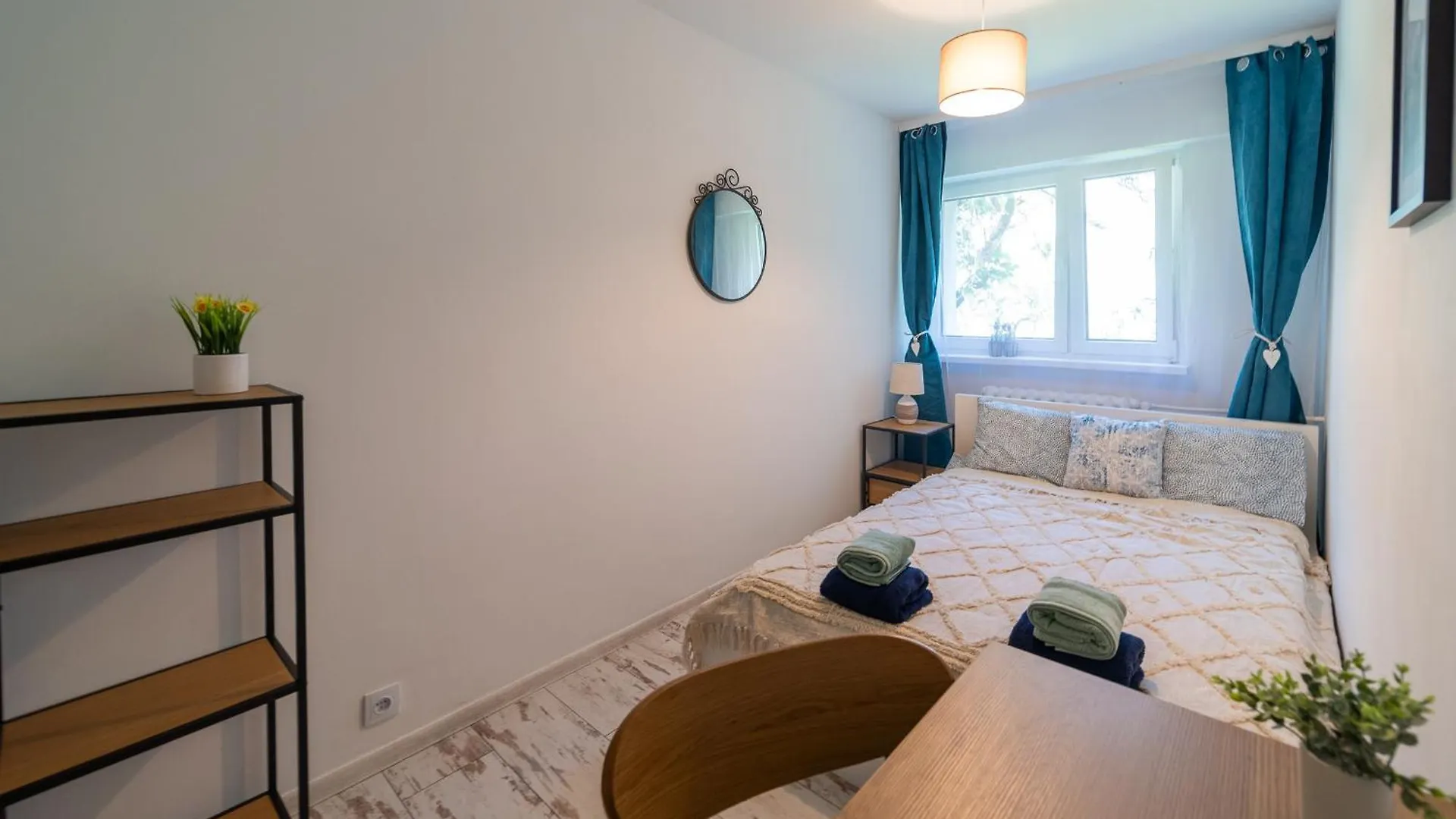 Cozy 2 Bedroom Apartment Between Chopin Airport And Warsaw City Centre Poland